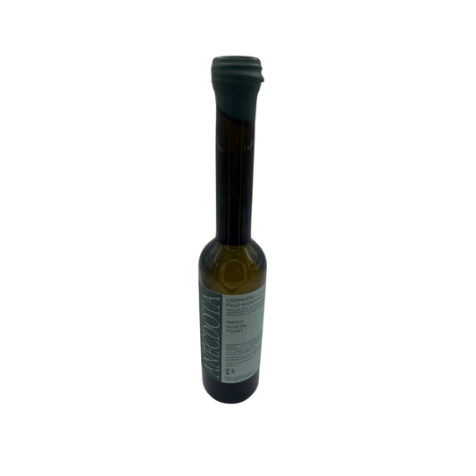 la-cistella-de-montgai-oli-anecdota-tap-verd-fosc